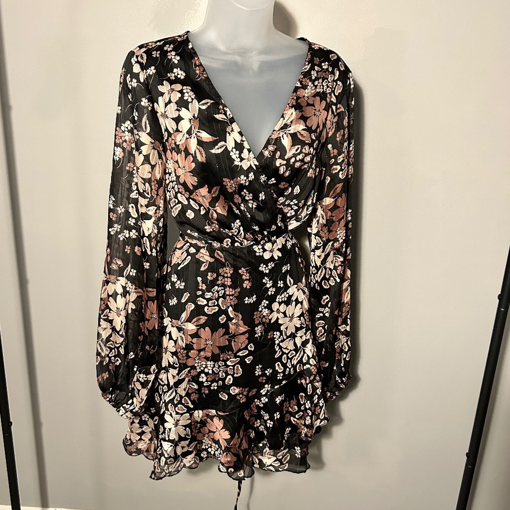 Lulus wrap dress, size medium, black with pink floral